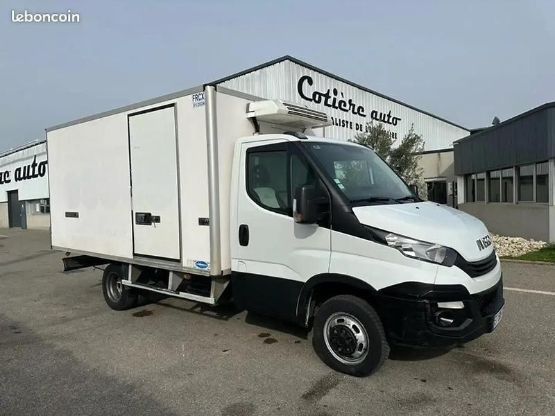 Utilisé 2018 Iveco Daily Van | 26 988 € - Image 1/4