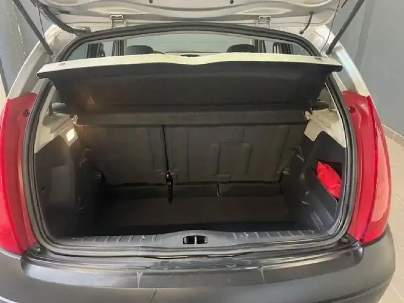 Image 2/4