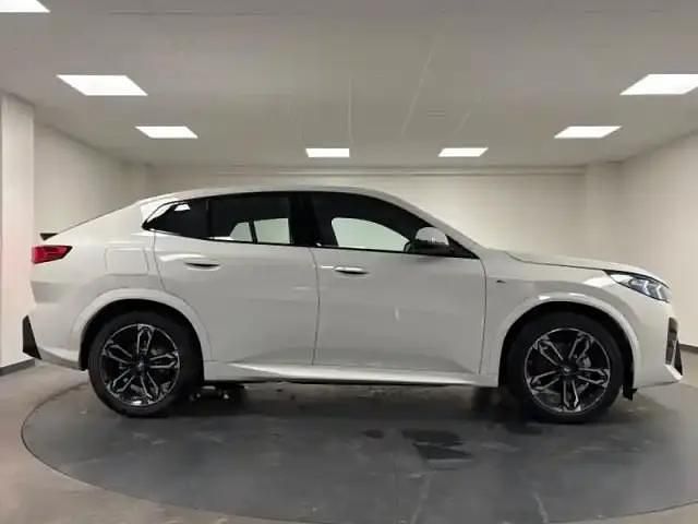 Occasion BMW iX2 M Sport 152 kW (207 ch) 2024 Blanc SUV