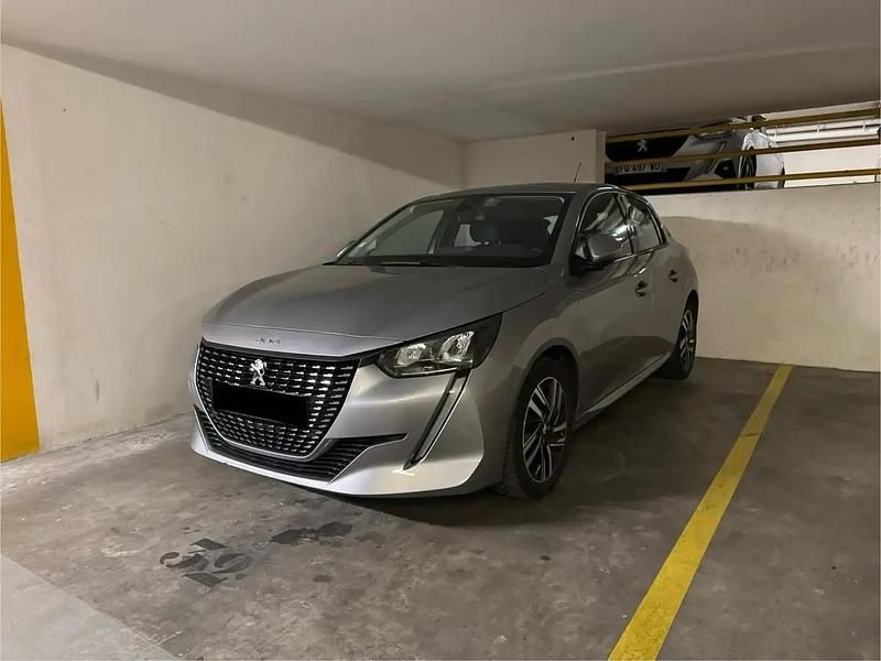 Utilisé 2020 Peugeot 208 Allure Citadine | 11 490 € (Bon prix) - Image 1/4