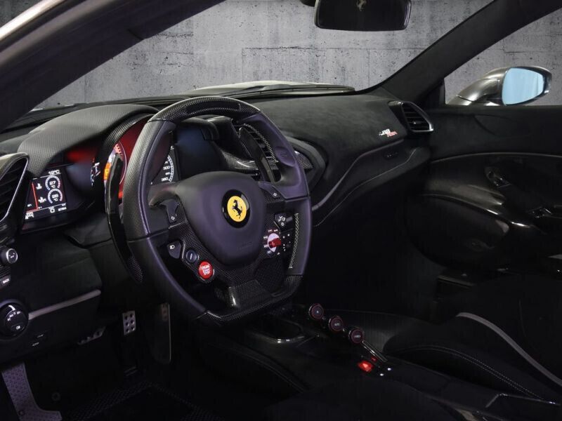 Occasion Ferrari 488 720 ch (529 kW) 2020 Gris Cabriolet