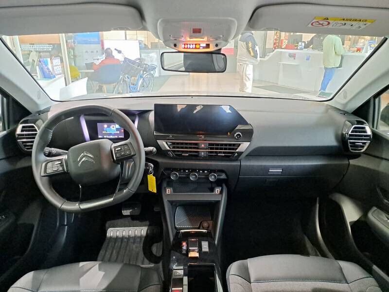 Occasion Citroën e-C4 Feel 100 kW (136 ch) 2023 Gris Berline