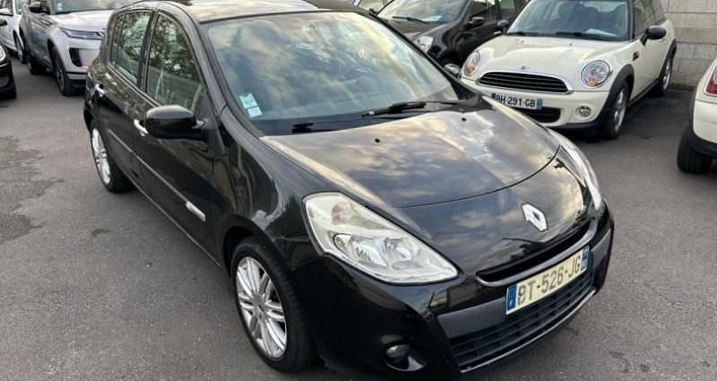 Utilisé 2011 Renault Clio III Dynamique Citadine | 4 590 € (Prix juste) - Image 1/4