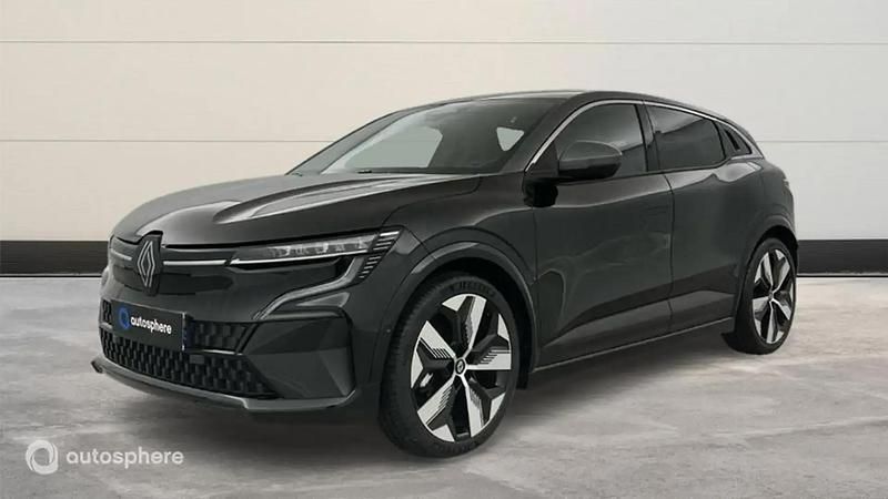 Noir Utilisé 2022 Renault Mégane Techno SUV | 23 999 € (Bon prix) - Image 1/4