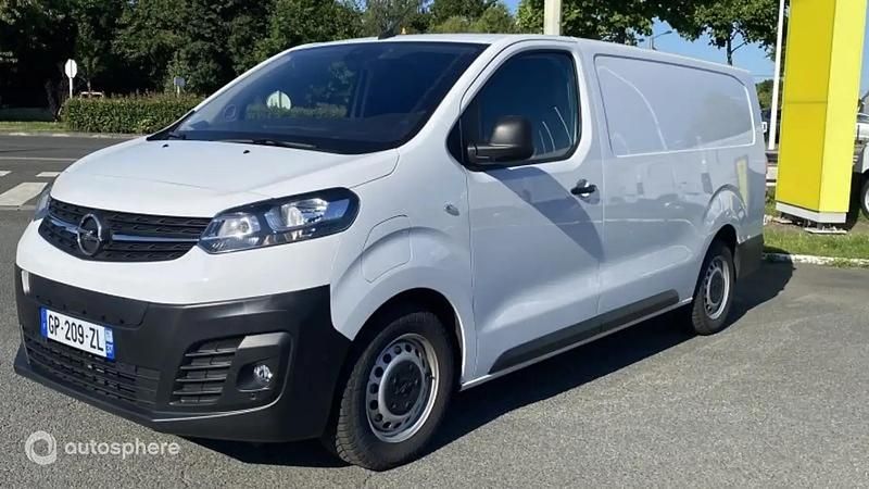 Blanc Utilisé 2023 Opel Vivaro-e Combi Van | 21 999 € (Bon prix) - Image 1/4