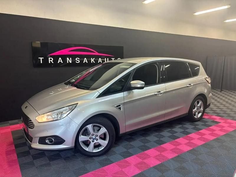 Gris Occasion 2015 Ford S-MAX Trend Monospace | 12 490 € (Prix juste) - Image 1/4