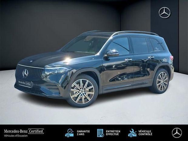 Noir Utilisé 2025 Mercedes EQB300 Business SUV | 58 990 € - Image 1/4