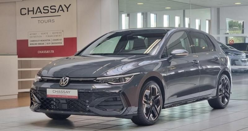 Utilisé 2025 VW Golf VIII R-line Edition Berline | 36 390 € (Prix cher) - Image 1/4