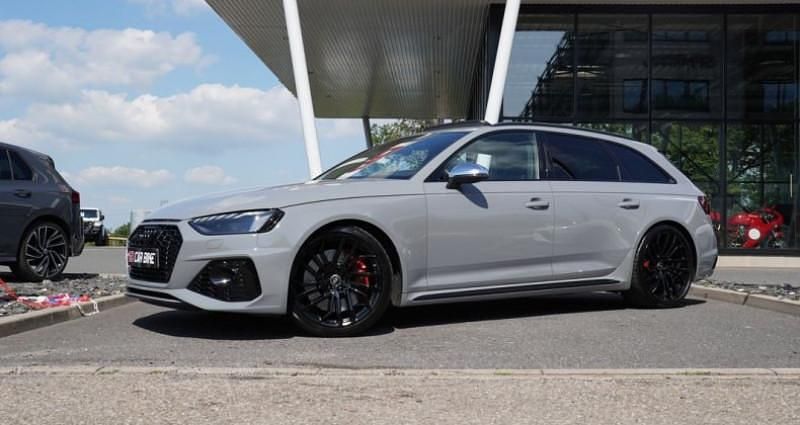 Utilisé 2022 Audi RS4 Sport Break | 89 985 € (Prix cher) - Image 1/4
