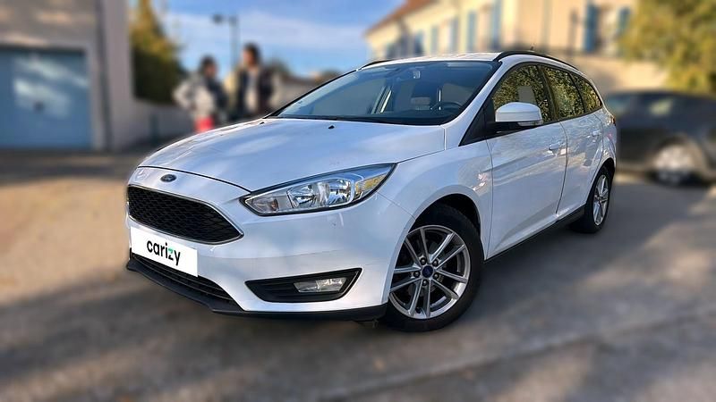 Blanc Utilisé 2016 Ford Focus Trend Break | 11 190 € (Bon prix) - Image 1/4