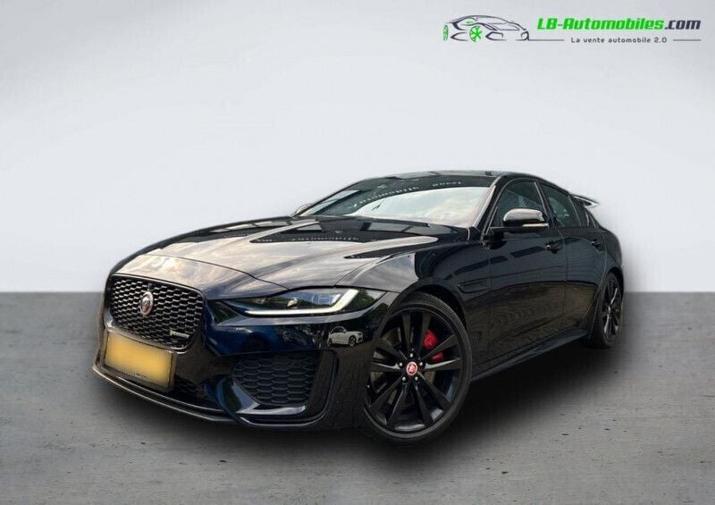 Utilisé 2020 Jaguar XE Berline | 32 700 € - Image 1/4