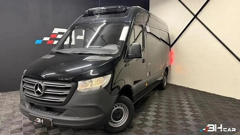 Occasion Mercedes Sprinter 171 ch (125 kW) 2024 Noir Van