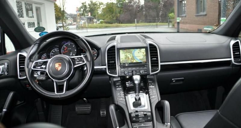 Image 4/4
