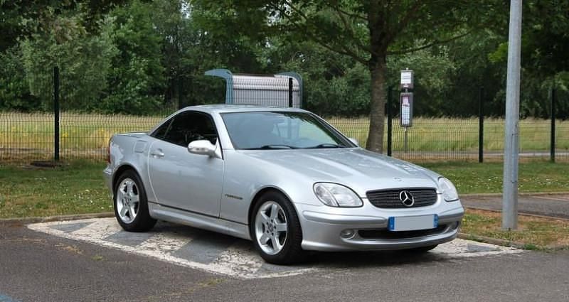 Gris Utilisé 2002 Mercedes SLK200 Cabriolet | 10 500 € - Image 1/4
