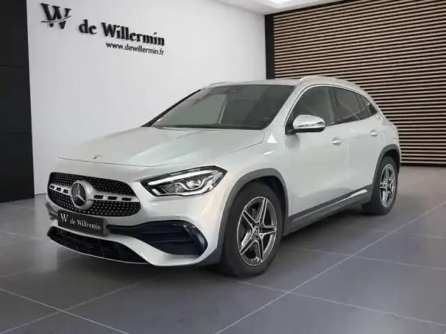 Noir Utilisé 2022 Mercedes GLA200 SUV | 36 900 € (Prix juste) - Image 1/4