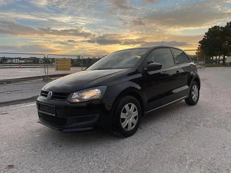 Noir Utilisé 2013 VW Polo Trendline Berline | 6 490 € (Prix juste) - Image 1/4