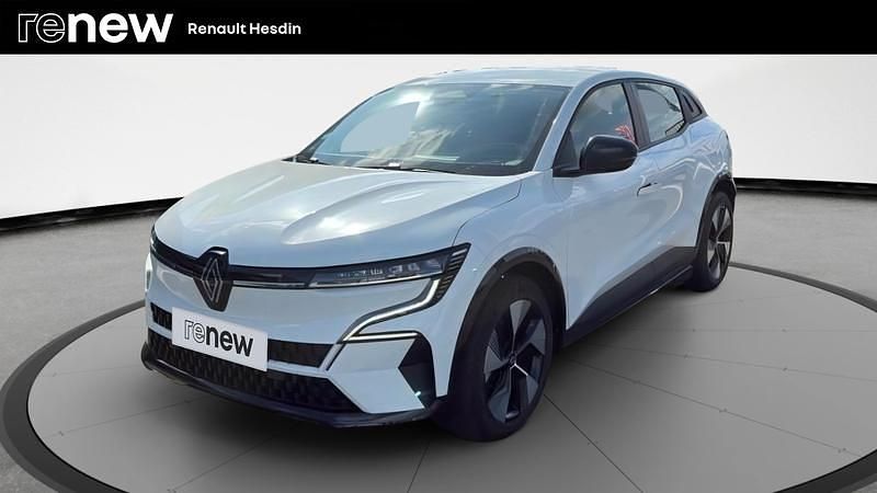 Blanc Utilisé 2022 Renault Mégane Equilibre Berline | 19 890 € (Prix assez cher) - Image 1/4