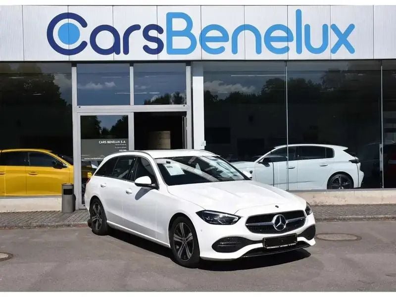 Blanc Utilisé 2024 Mercedes C200 Avantgarde Break | 35 950 € (Bon prix) - Image 1/4