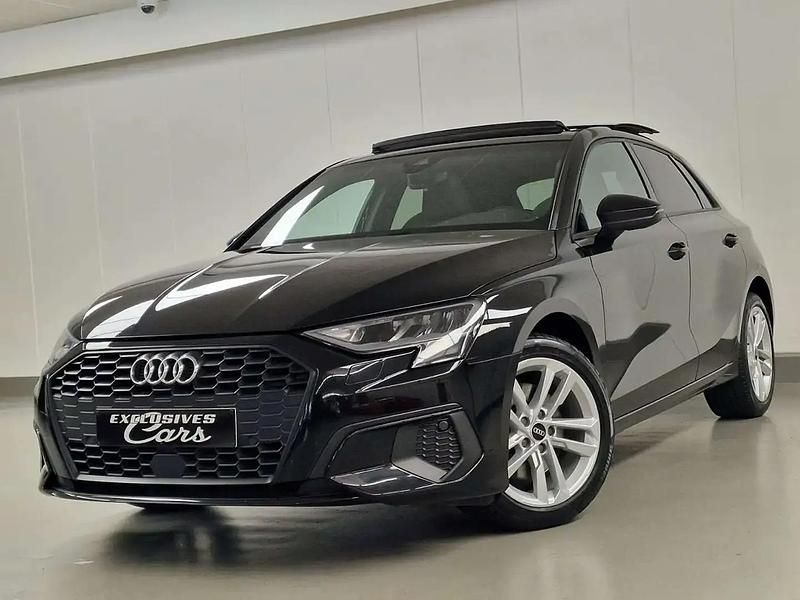 Noir Utilisé 2021 Audi A3 Sportback S-Line Berline | 22 900 € (Prix juste) - Image 1/4