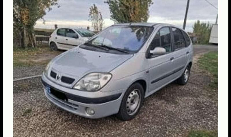 Occasion Renault Scénic 105 ch (77 kW) 2001 Monospace