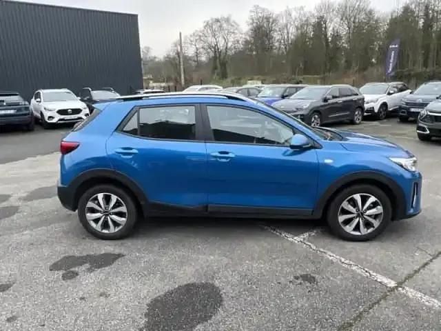 Occasion Kia Stonic Active 100 ch (73 kW) 2024 Bleu SUV