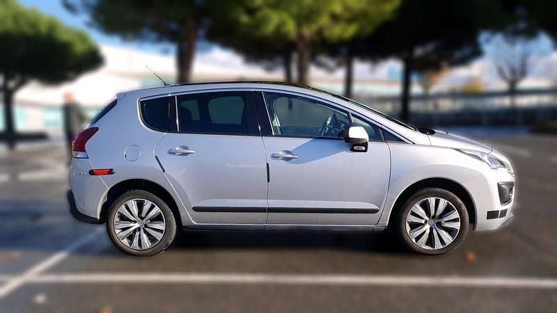 Occasion Peugeot 3008 Active 120 ch (88 kW) 2016 Gris