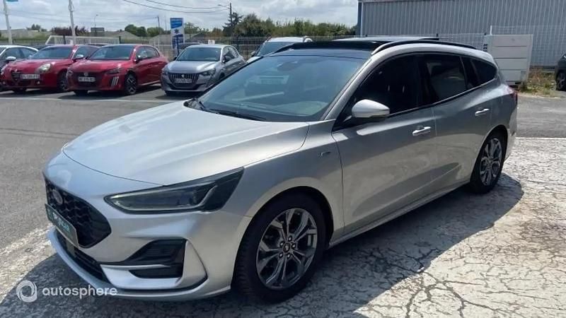 Gris Utilisé 2023 Ford Focus ST-Line Break | 22 499 € (Prix juste) - Image 1/4