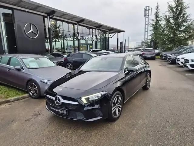 Noir Occasion 2022 Mercedes A250 Berline | 30 990 € - Image 1/4
