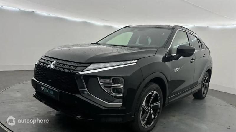 Noir Utilisé 2024 Mitsubishi Eclipse Cross Instyle SUV | 30 999 € - Image 1/4