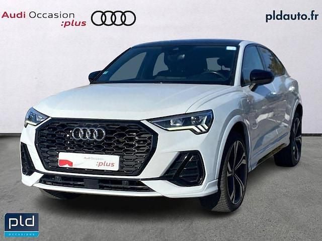Blanc glacier métallisé Utilisé 2022 Audi Q3 Sportback S-Line SUV | 38 990 € - Image 1/4
