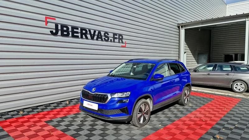 Bleu Occasion 2023 Skoda Karoq Business Line SUV | 23 990 € (Bon prix) - Image 1/4