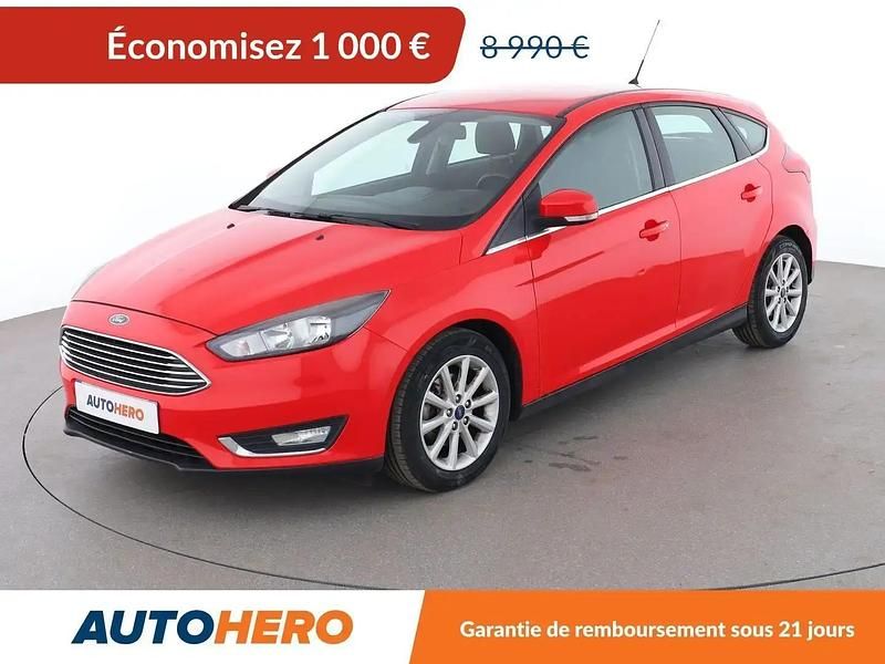 Rouge Occasion 2015 Ford Focus Titanium Citadine | 7 990 € - Image 1/2