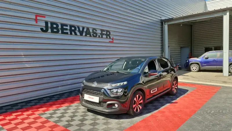 Noir Utilisé 2024 Citroën C3 PureTech Citadine | 13 990 € (Prix juste) - Image 1/4