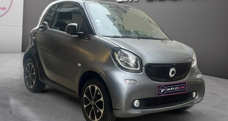 Utilisé 2017 Smart ForTwo Coupé Prime Coupé | 11 390 € (Prix juste) - Image 1/4