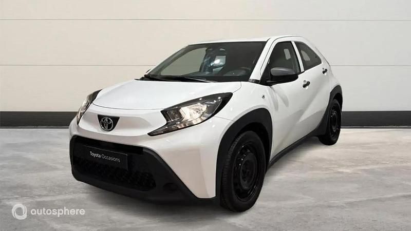 Blanc Occasion 2023 Toyota Aygo X Active SUV | 14 990 € (Prix juste) - Image 1/4