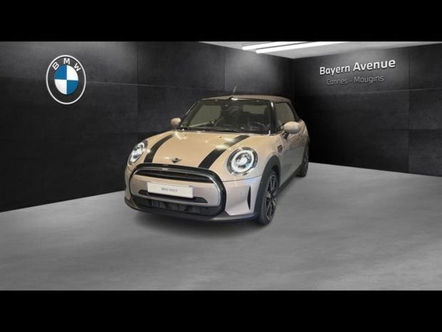 Utilisé 2024 Mini Cooper Premium Plus Citadine | 34 880 € (Prix cher) - Image 1/4