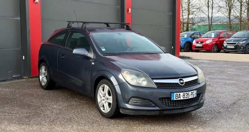 Occasion 2009 Opel Astra GTC Enjoy Berline | 2 990 € - Image 1/3