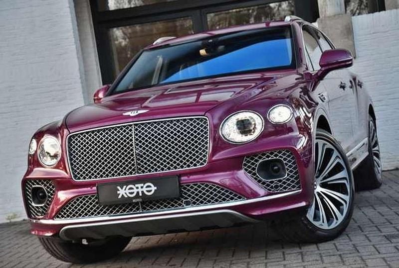 Occasion Bentley Bentayga Mulliner 549 ch (403 kW) 2022 Mauve SUV