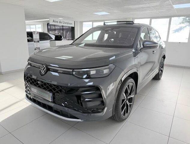 Nouvelle 2025 VW Tayron R-line Edition SUV | 59 990 € (Prix assez cher) - Image 1/4