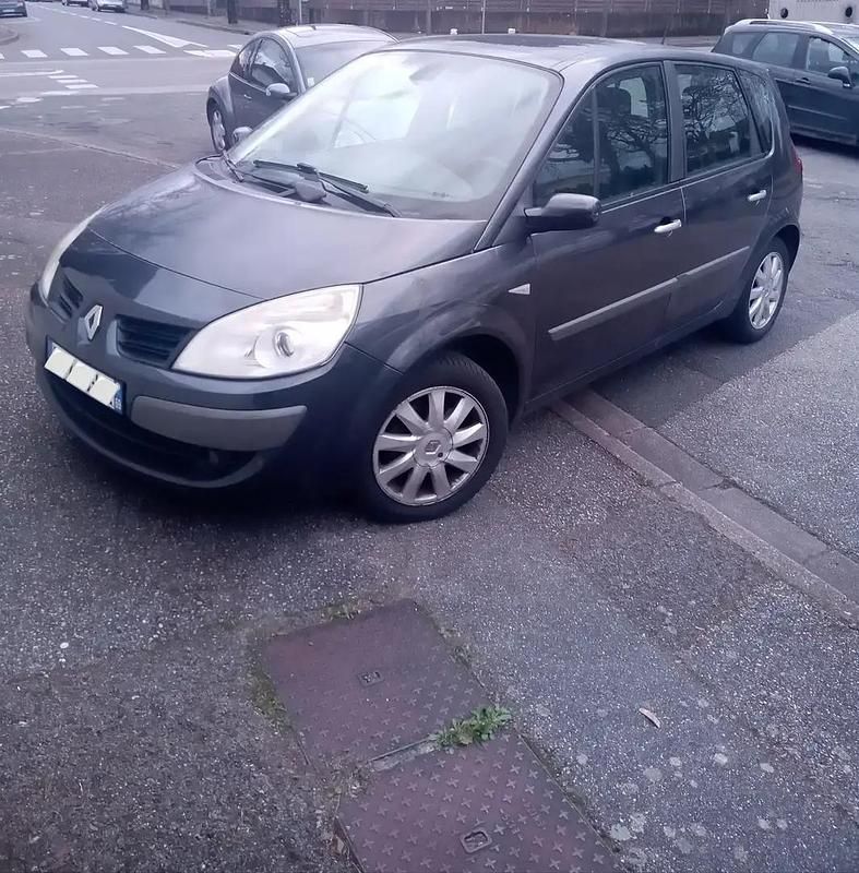 Occasion 2007 Renault Scénic II Dynamique Monospace | 1 300 € (Prix juste) - Image 1/4