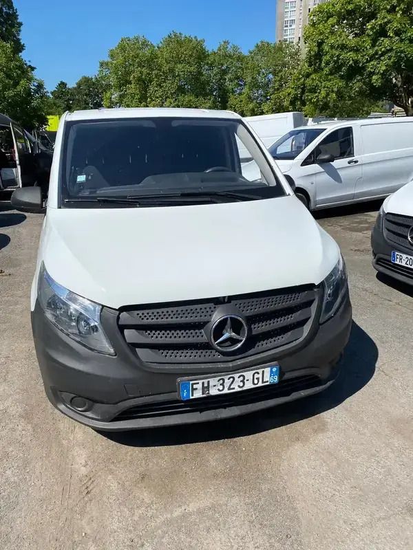 Blanc Utilisé 2019 Mercedes Vito Monospace | 14 500 € - Image 1/4