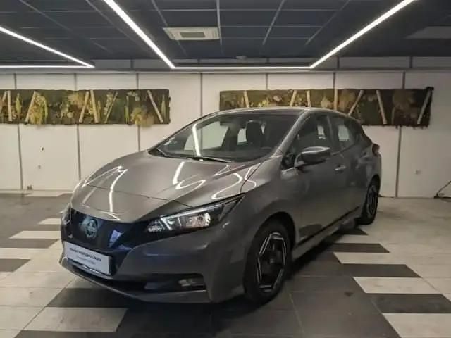 Gris Occasion 2022 Nissan Leaf Acenta Citadine | 16 990 € (Prix juste) - Image 1/4
