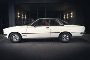 Occasion Opel Commodore GSe 160 ch (117 kW) 1973 Blanc Coupé