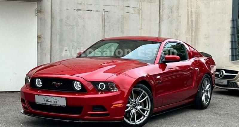 Rouge Utilisé 2013 Ford Mustang GT Premium Coupé | 26 900 € (Prix juste) - Image 1/4