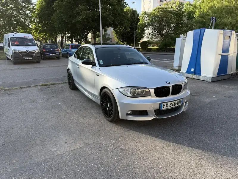 Utilisé 2010 BMW 120 Coupé Sport Line Coupé | 10 900 € - Image 1/4