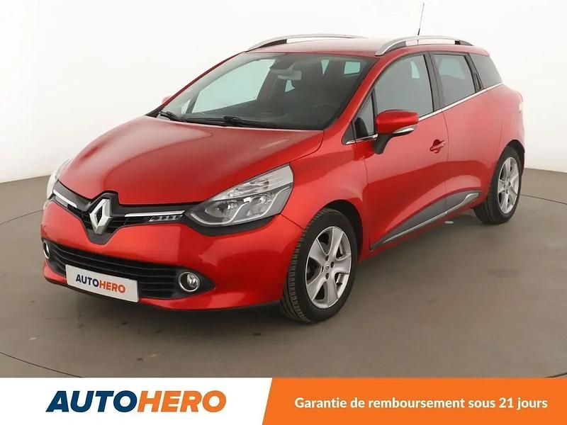 Rouge Utilisé 2015 Renault Clio GrandTour Intens Break | 10 990 € (Prix juste) - Image 1/2