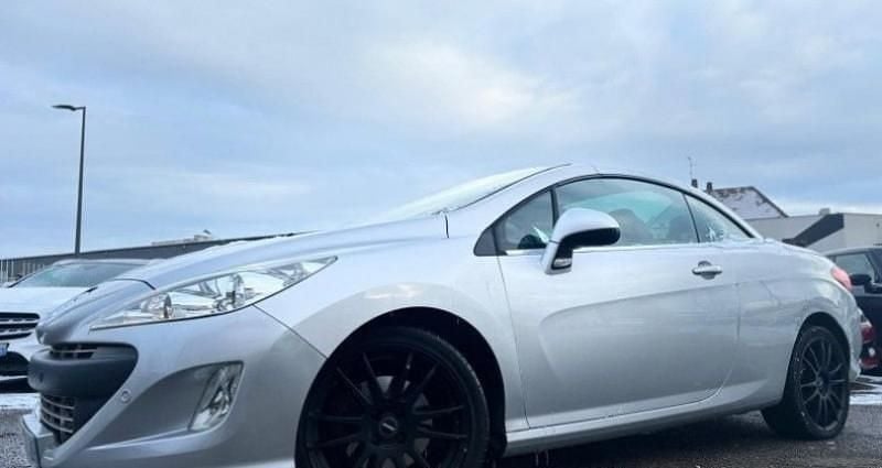 Occasion 2010 Peugeot 308 Coupé | 3 990 € - Image 1/4