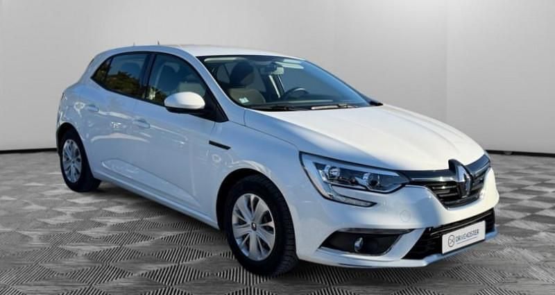 Occasion 2017 Renault Mégane IV Zen Berline | 9 490 € (Prix juste) - Image 1/4