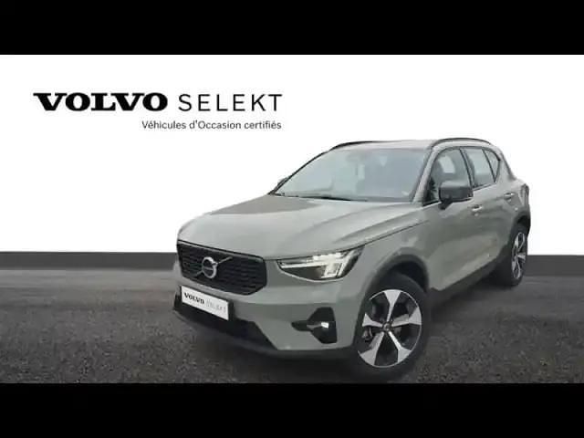 Vert sauge Occasion 2024 Volvo XC40 Ultimate SUV | 35 990 € - Image 1/4