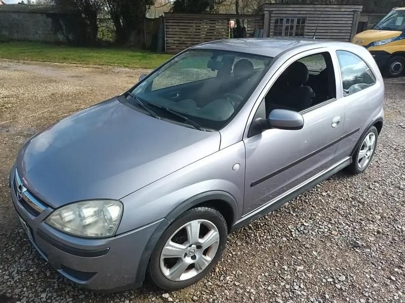 Utilisé 2004 Opel Corsa Cosmo Berline | 2 200 € - Image 1/4